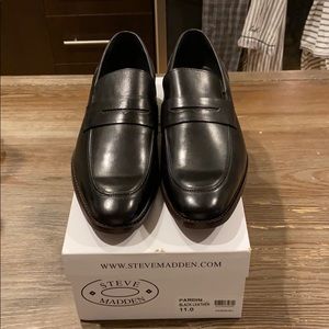 Men’s Steve Madden Pardin black leather loafers